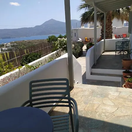 Chaido * Plaka (Milos)