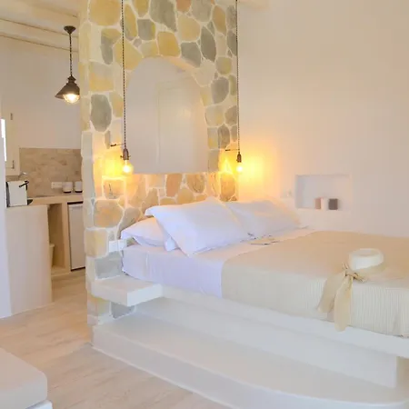 Chaido * Plaka (Milos)
