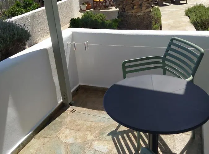 Chaido * Plaka (Milos)