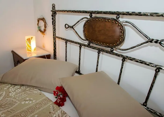 Chaido * Plaka (Milos)